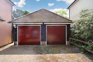 PERRY LANE- click for photo gallery